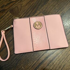 Light pink Mia K collections wristlet
